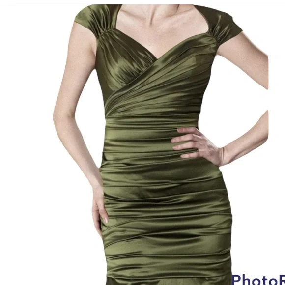 Theia | Dresses | Theia Womens Green Ruched Sweetheart Size 2 | Poshmark